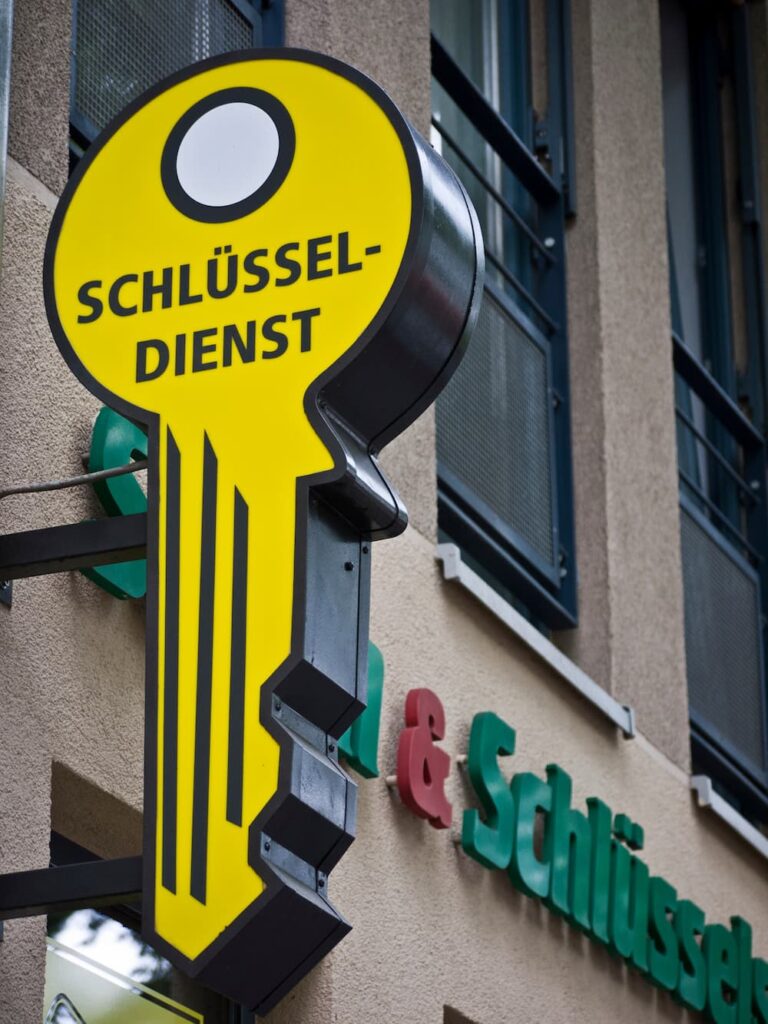 Schlüsselnotdienst Landau – Zuverlässige Türöffnung und Schlüsseldienst rund um die Uhr